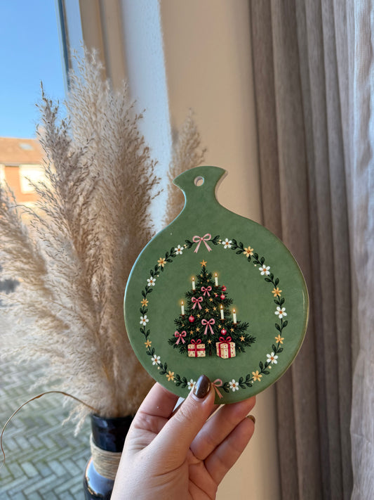 Groen kerstplankje – Kerstboom & bloemenkrans