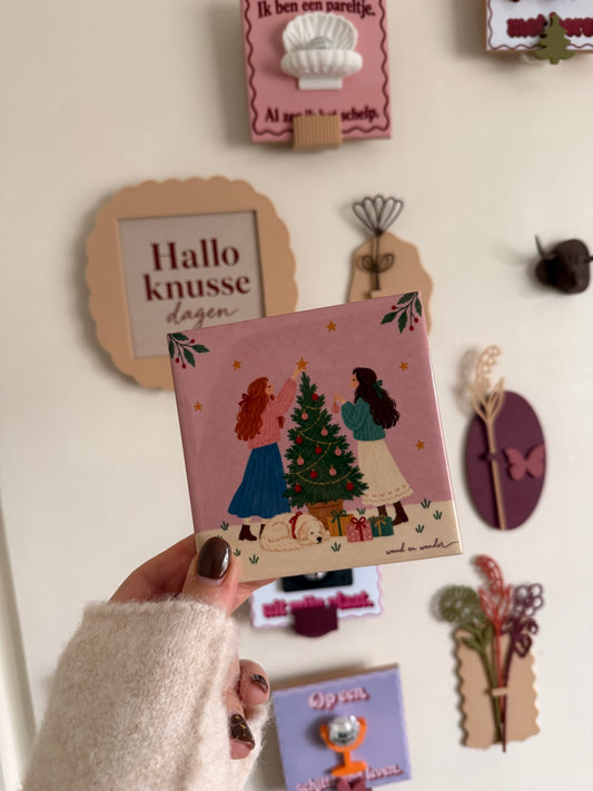 Samen de kerstboom versieren