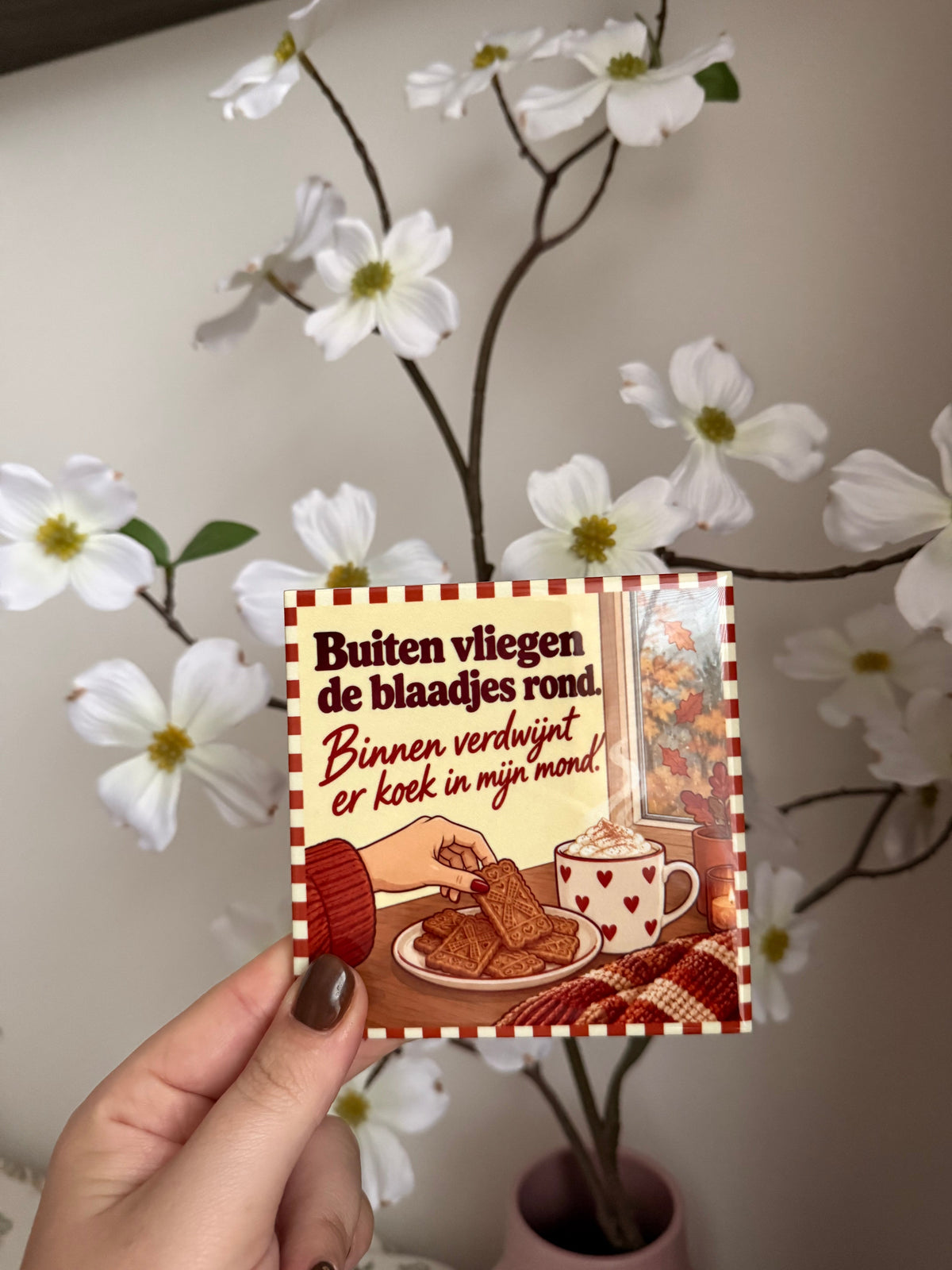 Herfst tegel - Buiten vliegen de blaadjes rond