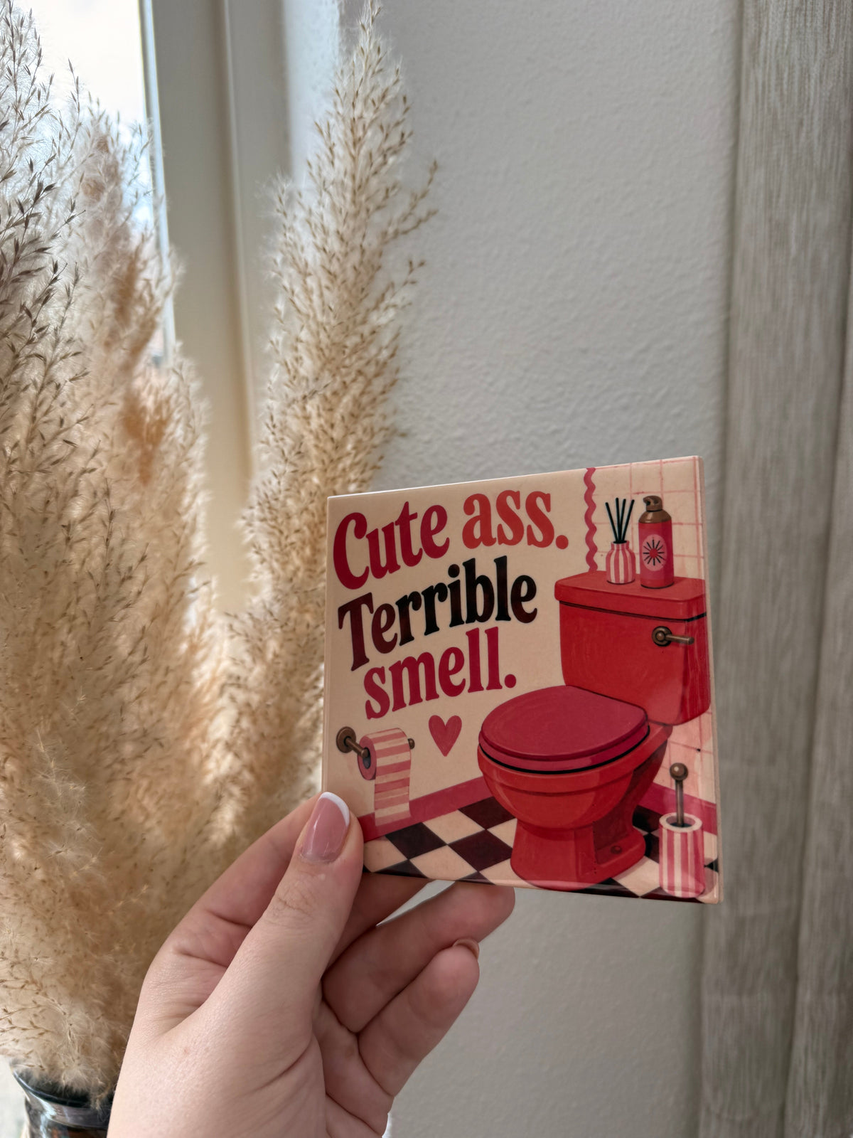 Cute ass. Terrible smell.